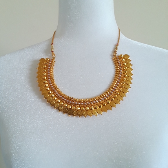 Crunchy Fashion Indian Jewelry for Girls - Picture 3 of 9